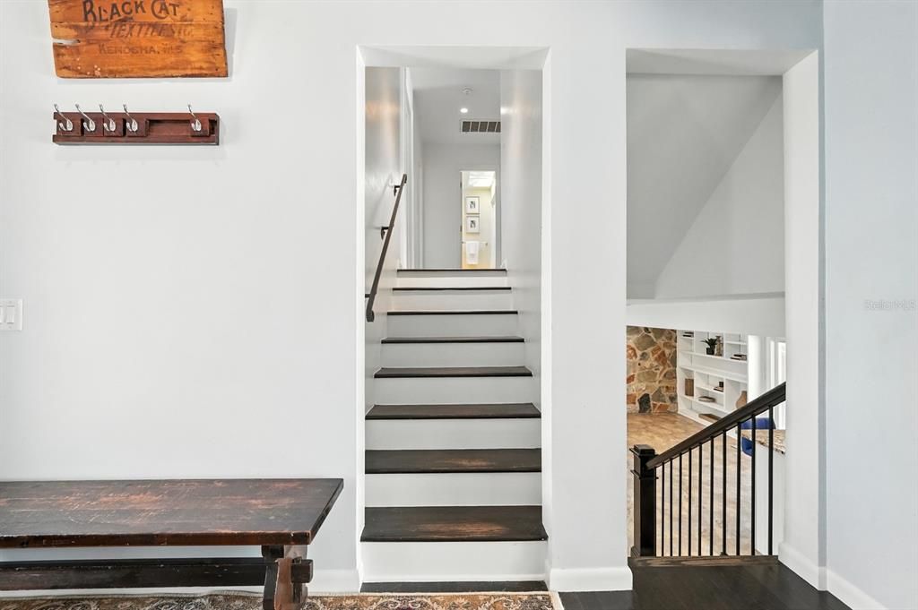 For Sale: $799,000 (5 beds, 3 baths, 3094 Square Feet)