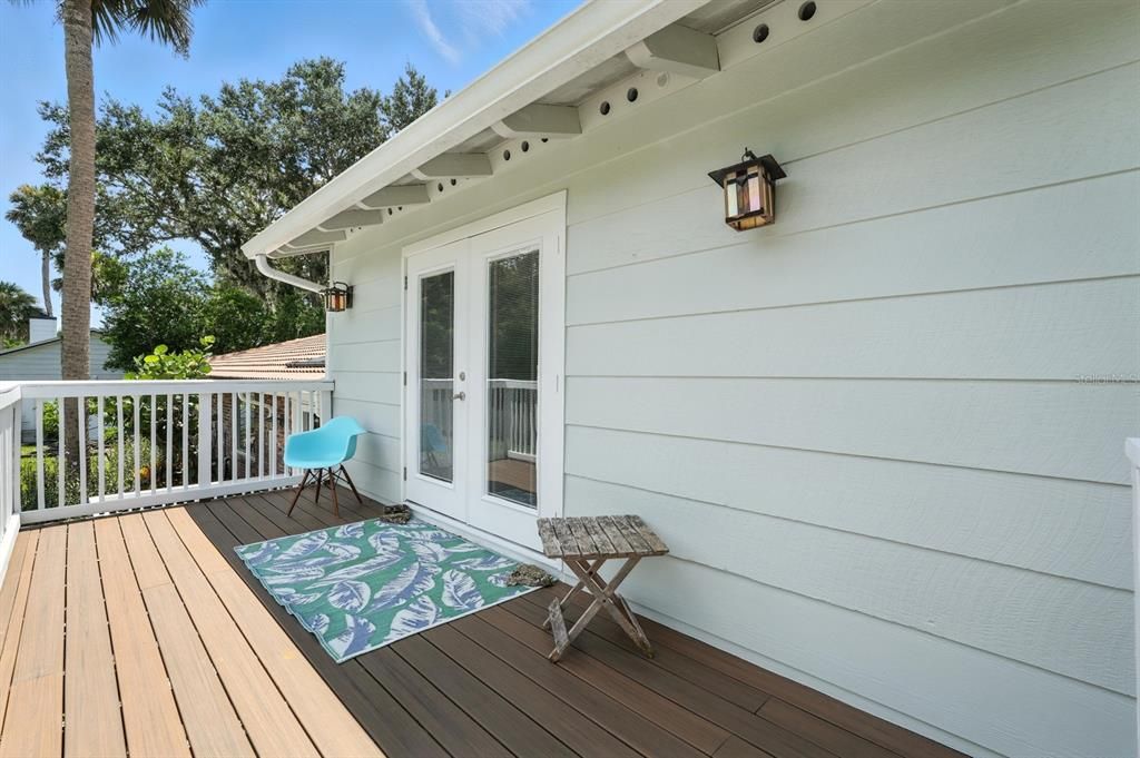 For Sale: $799,000 (5 beds, 3 baths, 3094 Square Feet)