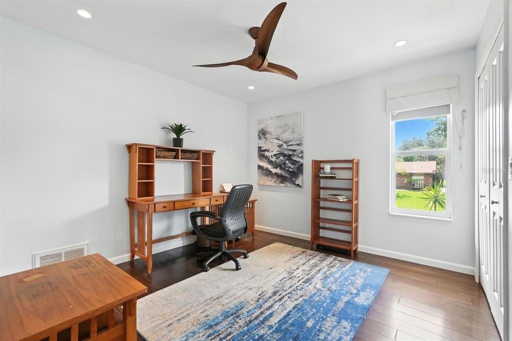 For Sale: $799,000 (5 beds, 3 baths, 3094 Square Feet)