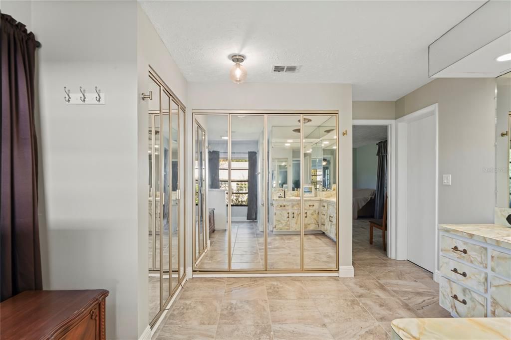 Activo con contrato: $627,750 (3 camas, 2 baños, 3000 Pies cuadrados)