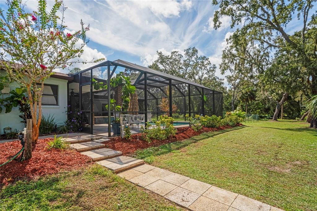 Activo con contrato: $627,750 (3 camas, 2 baños, 3000 Pies cuadrados)