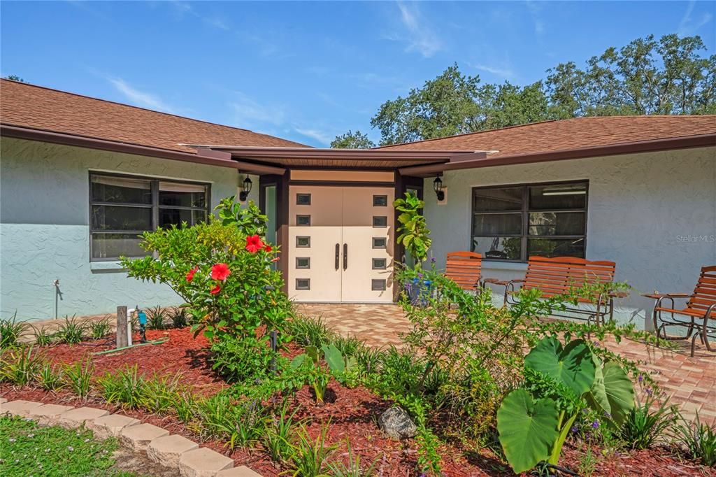 Activo con contrato: $627,750 (3 camas, 2 baños, 3000 Pies cuadrados)