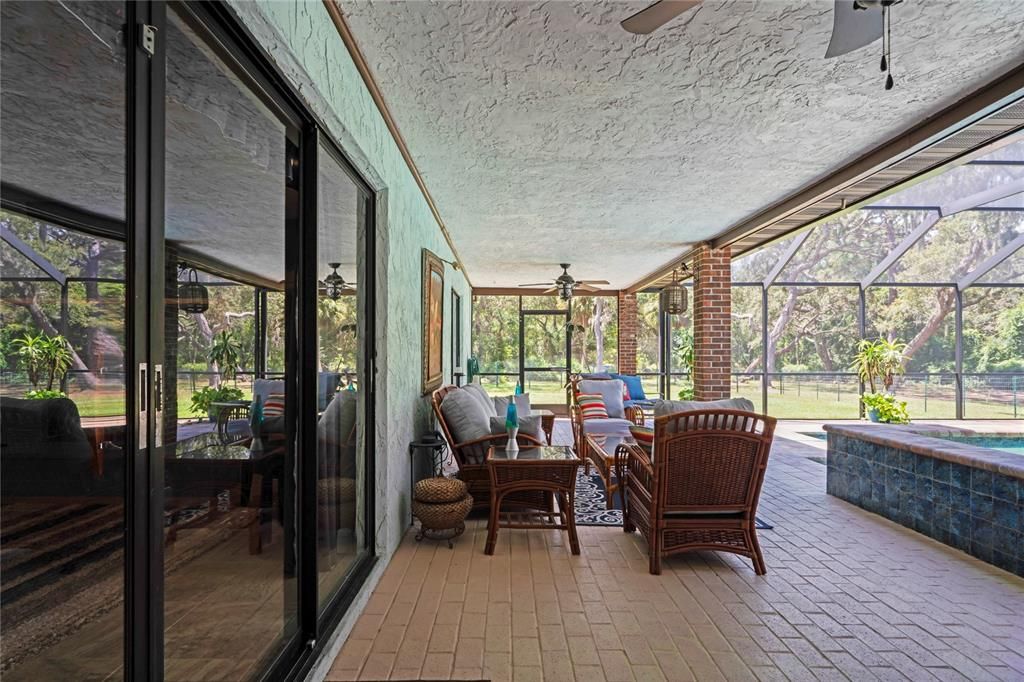 Activo con contrato: $627,750 (3 camas, 2 baños, 3000 Pies cuadrados)