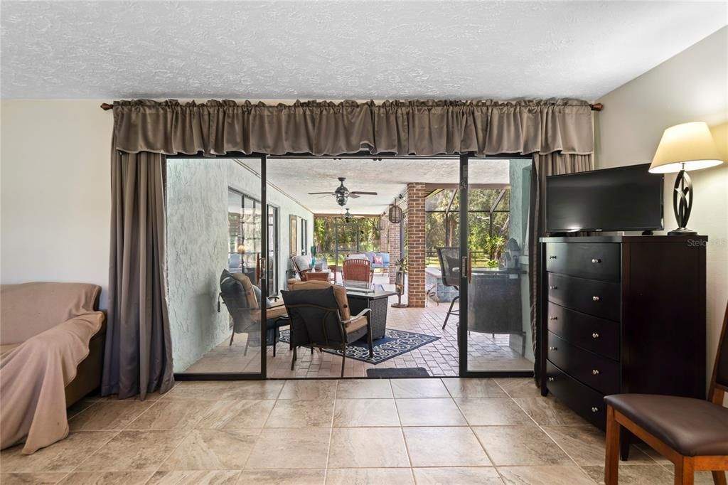 Activo con contrato: $627,750 (3 camas, 2 baños, 3000 Pies cuadrados)