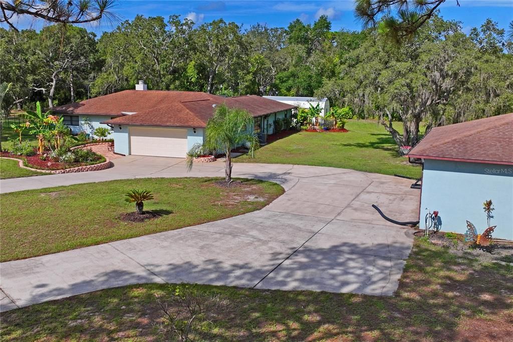 Activo con contrato: $627,750 (3 camas, 2 baños, 3000 Pies cuadrados)