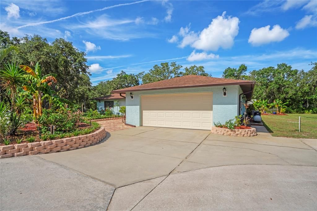 Activo con contrato: $627,750 (3 camas, 2 baños, 3000 Pies cuadrados)