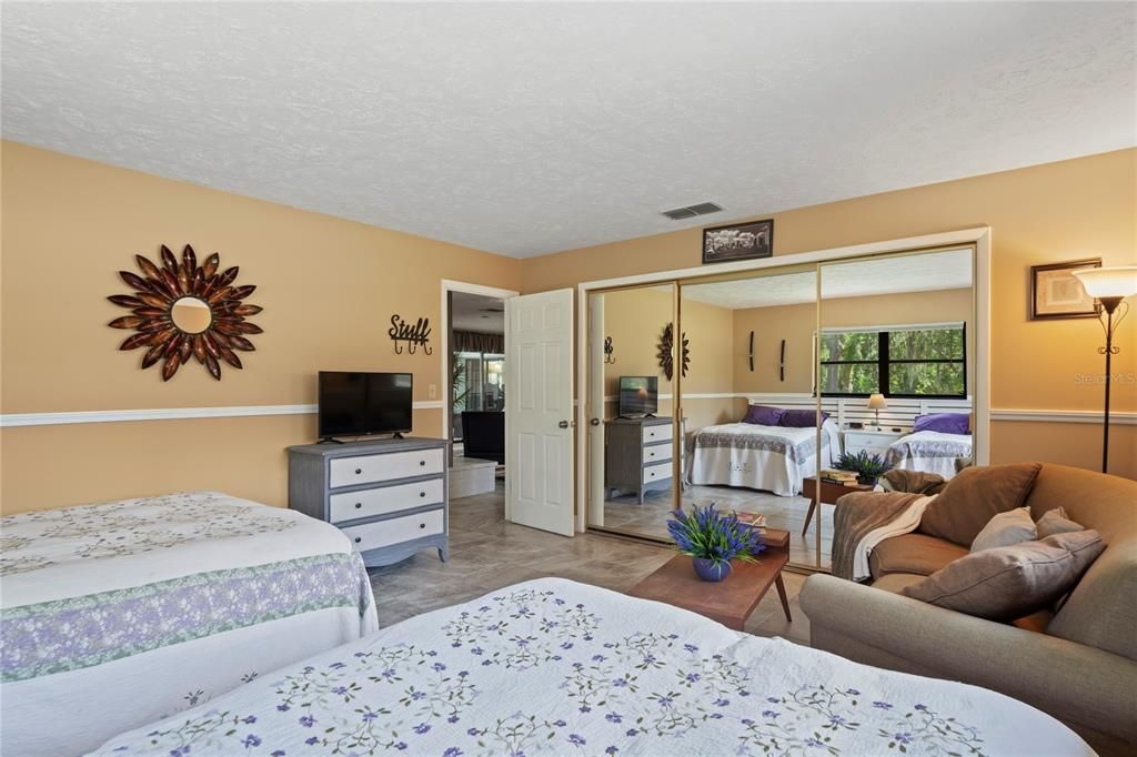 Activo con contrato: $627,750 (3 camas, 2 baños, 3000 Pies cuadrados)