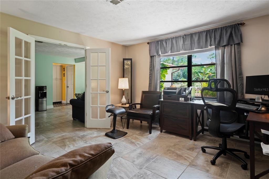 Activo con contrato: $627,750 (3 camas, 2 baños, 3000 Pies cuadrados)