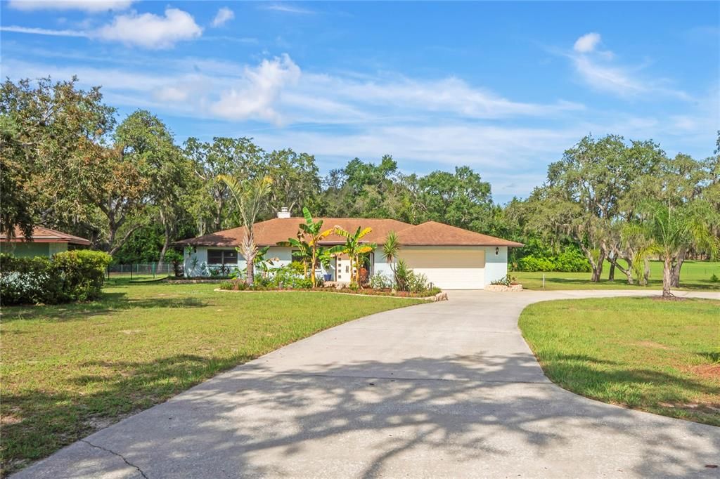 Activo con contrato: $627,750 (3 camas, 2 baños, 3000 Pies cuadrados)