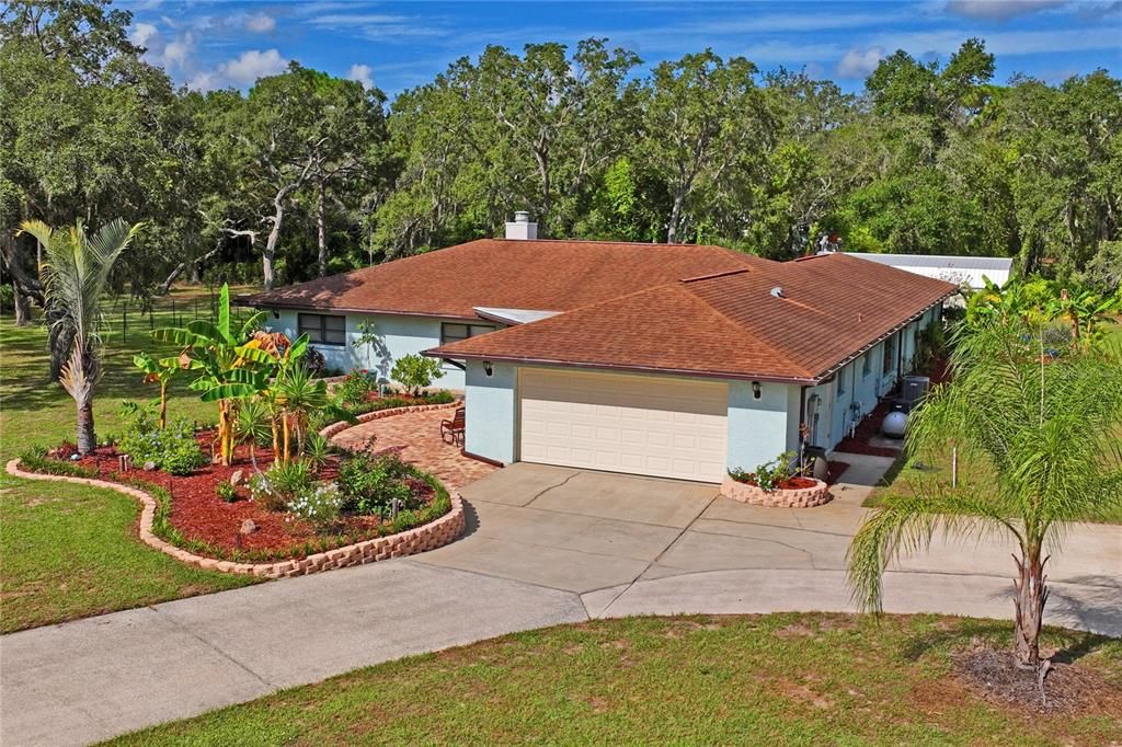 Activo con contrato: $627,750 (3 camas, 2 baños, 3000 Pies cuadrados)