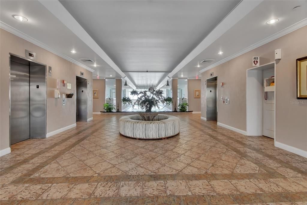 Active With Contract: $549,000 (2 beds, 2 baths, 1561 Square Feet)