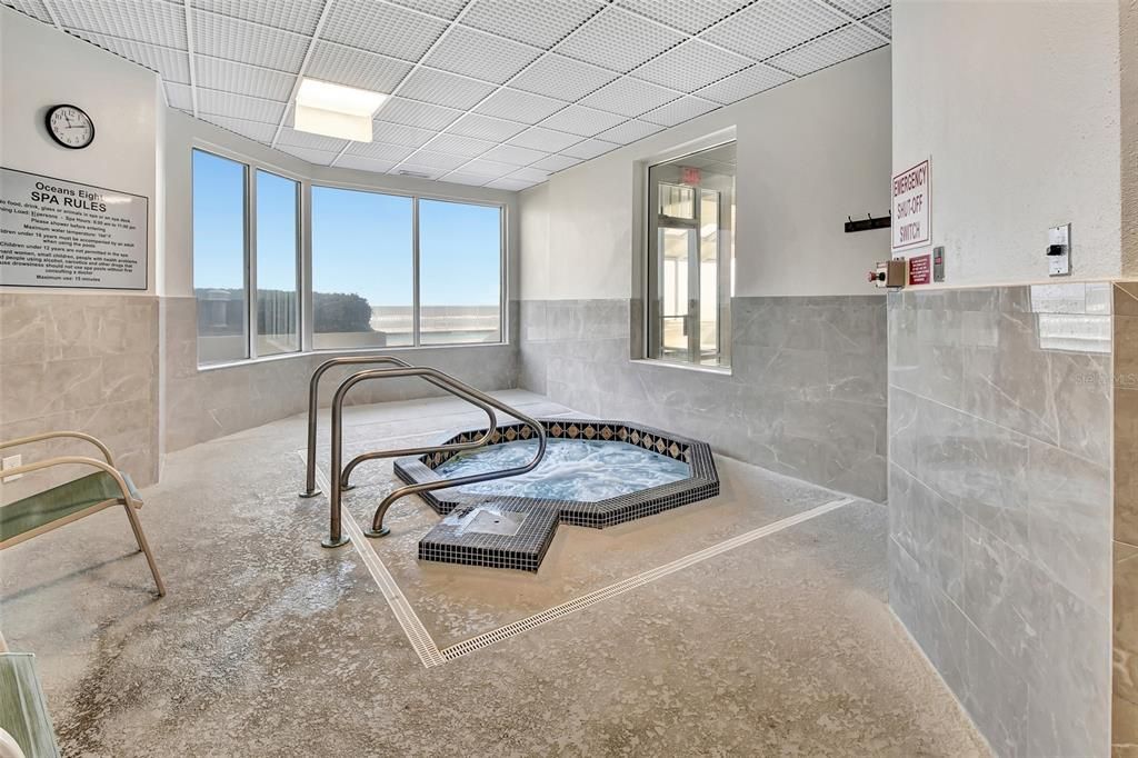 Active With Contract: $549,000 (2 beds, 2 baths, 1561 Square Feet)