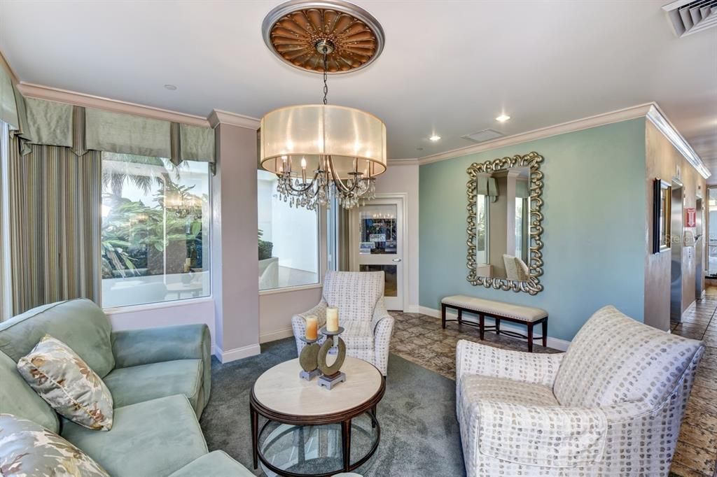 Active With Contract: $549,000 (2 beds, 2 baths, 1561 Square Feet)