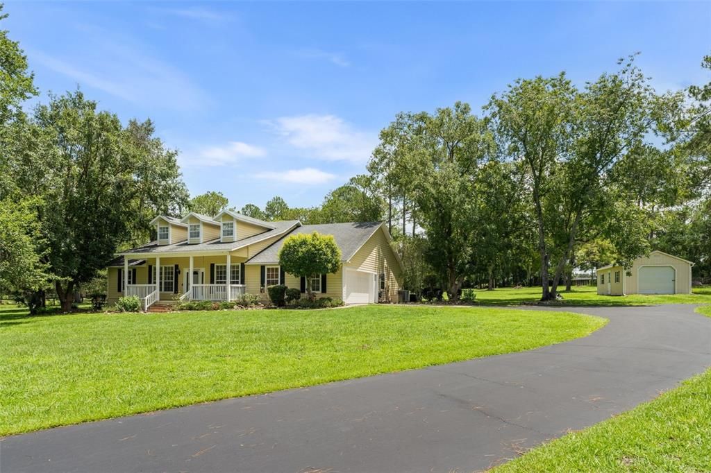 Recently Sold: $579,914 (3 beds, 2 baths, 1961 Square Feet)