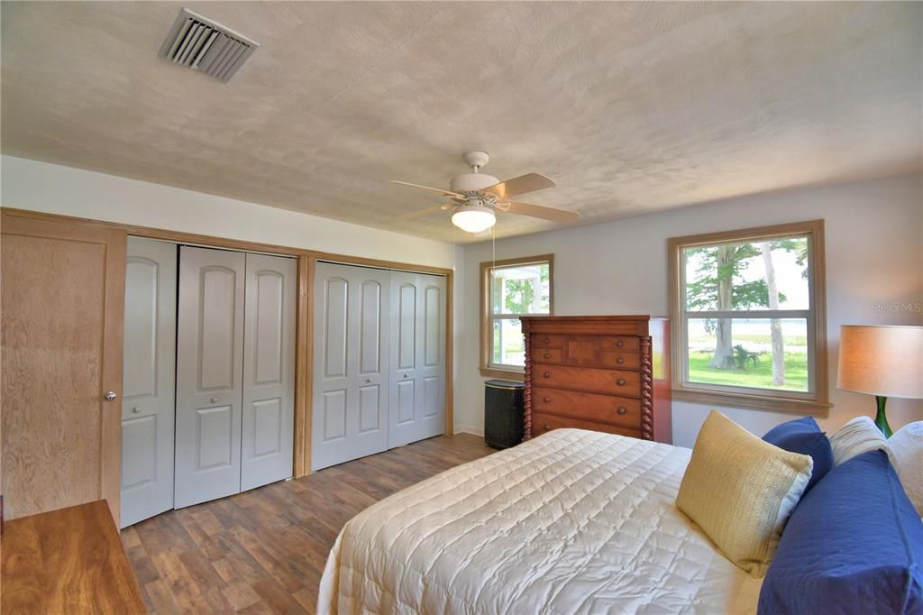 待售: $1,100,000 (6 贝兹, 4 浴室, 2909 平方英尺)