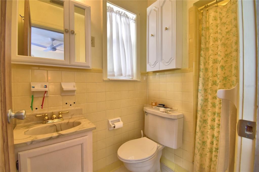 待售: $1,100,000 (6 贝兹, 4 浴室, 2909 平方英尺)