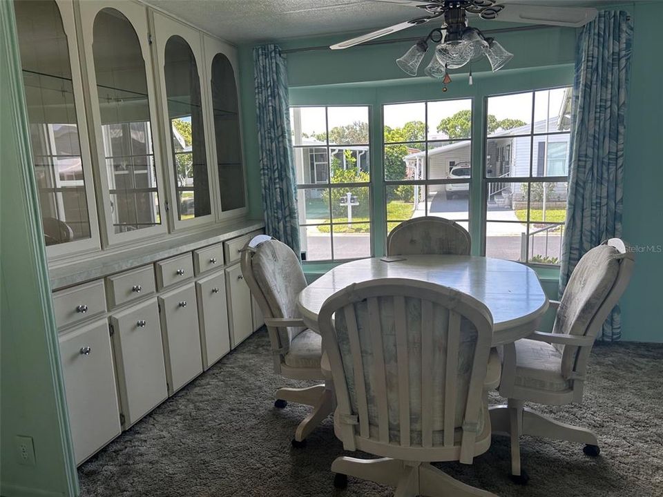 Dining room with bay window