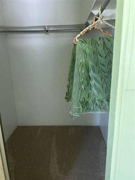 For Sale: $193,000 (2 beds, 2 baths, 1012 Square Feet)