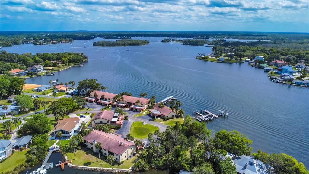 待售: $550,000 (3 贝兹, 2 浴室, 1704 平方英尺)