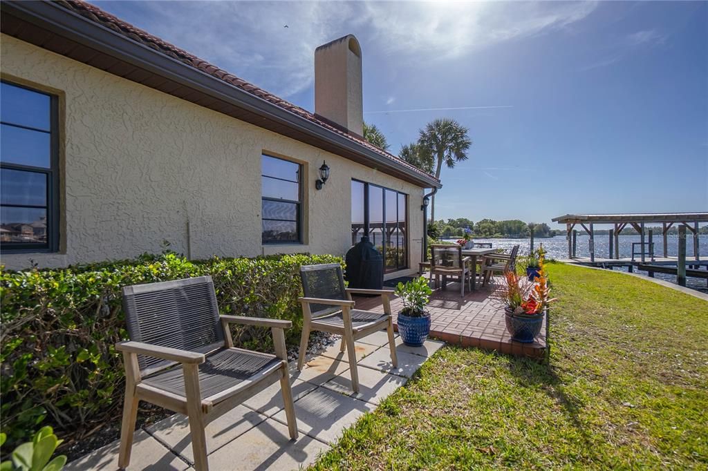 待售: $550,000 (3 贝兹, 2 浴室, 1704 平方英尺)