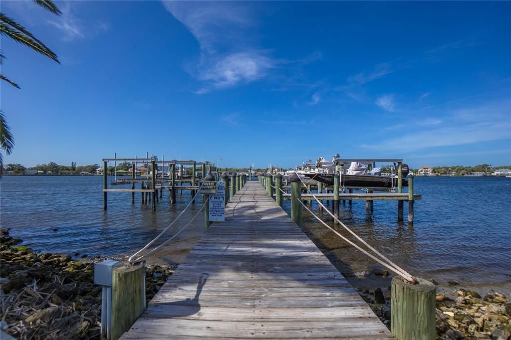 待售: $550,000 (3 贝兹, 2 浴室, 1704 平方英尺)