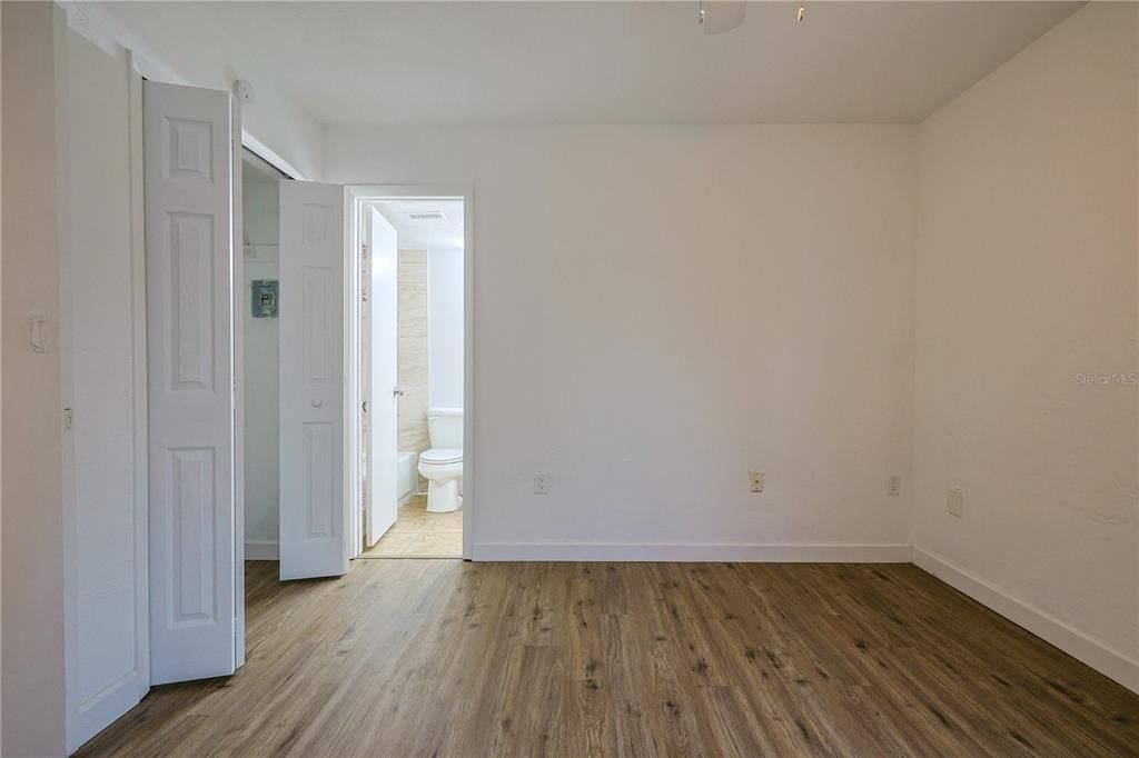 待售: $169,000 (3 贝兹, 2 浴室, 1474 平方英尺)