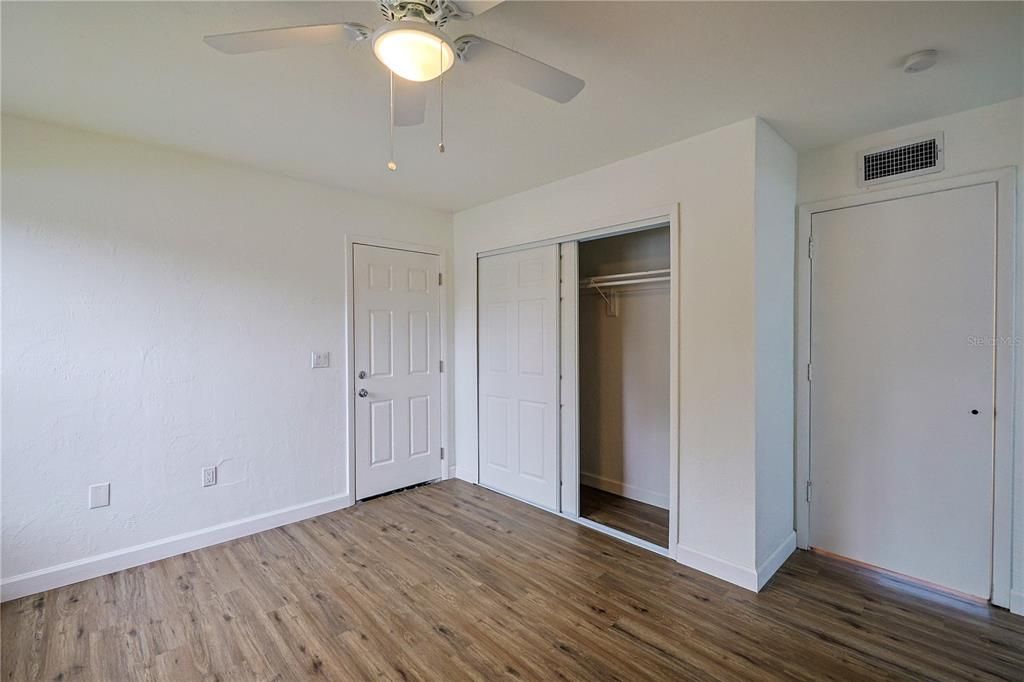 待售: $169,000 (3 贝兹, 2 浴室, 1474 平方英尺)