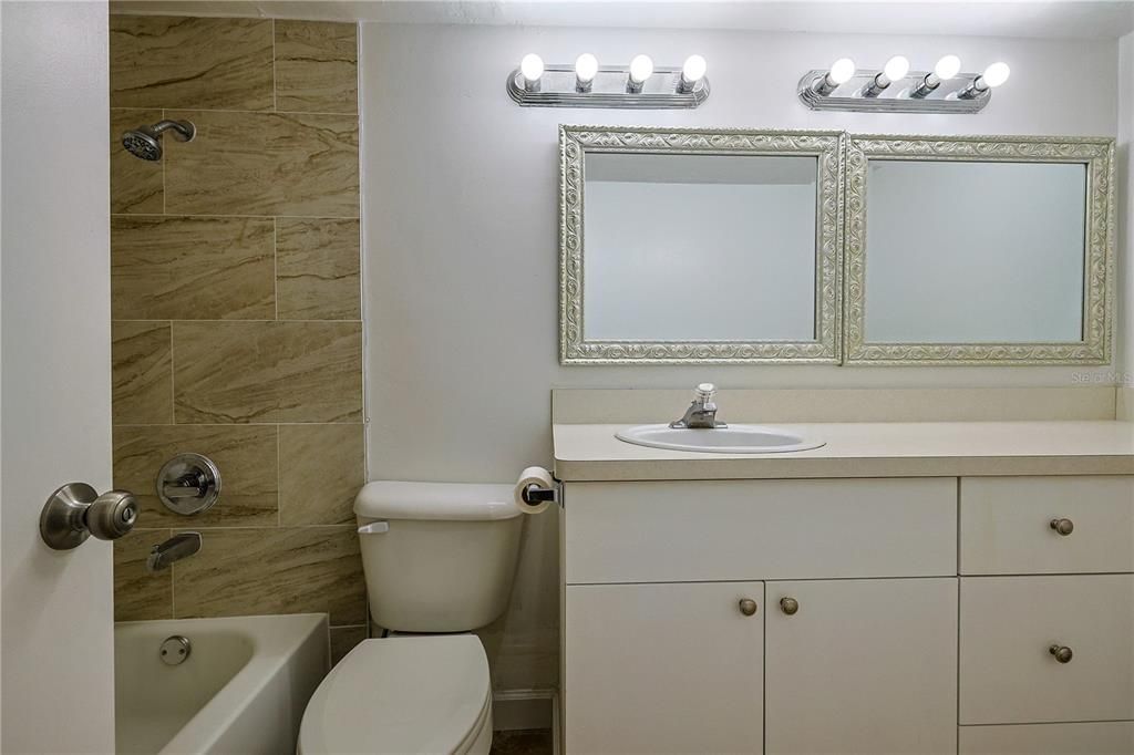 待售: $169,000 (3 贝兹, 2 浴室, 1474 平方英尺)