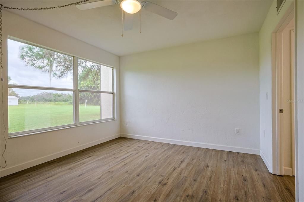 待售: $169,000 (3 贝兹, 2 浴室, 1474 平方英尺)