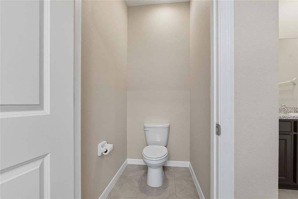 For Rent: $2,700 (4 beds, 3 baths, 2372 Square Feet)