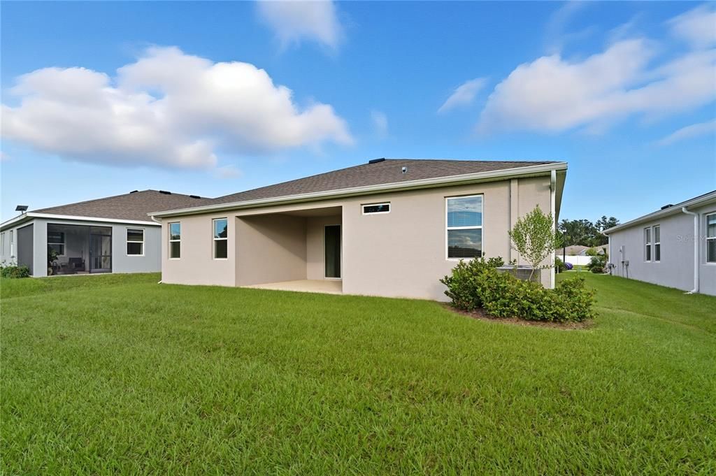 For Rent: $2,700 (4 beds, 3 baths, 2372 Square Feet)