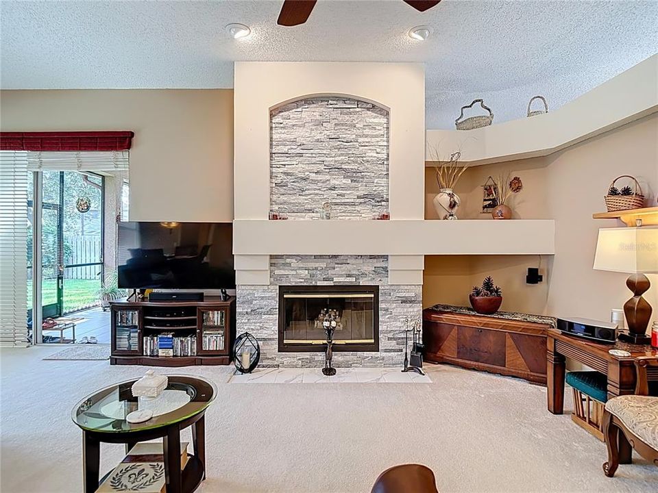 For Sale: $539,976 (4 beds, 3 baths, 2327 Square Feet)