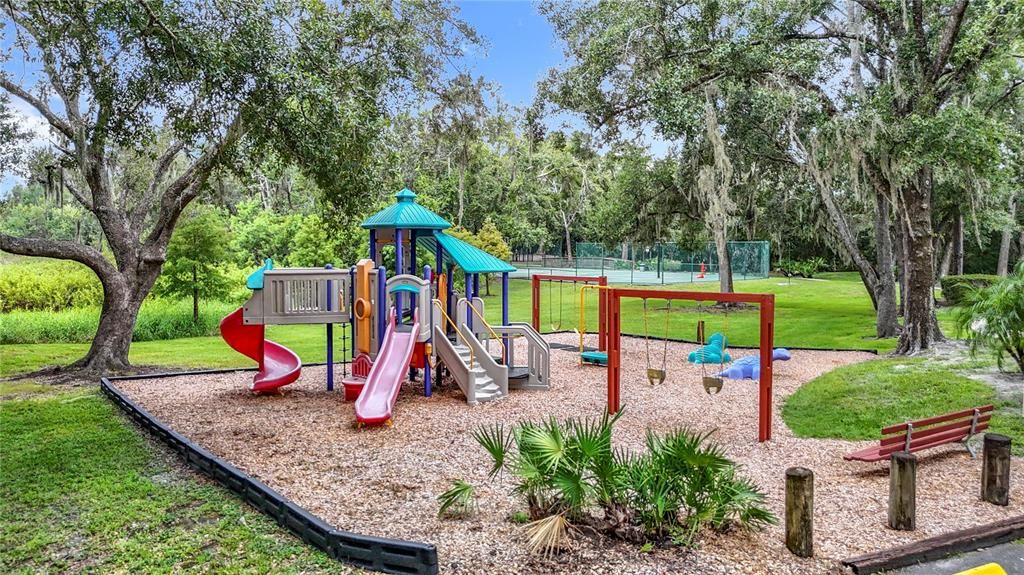 For Sale: $539,976 (4 beds, 3 baths, 2327 Square Feet)