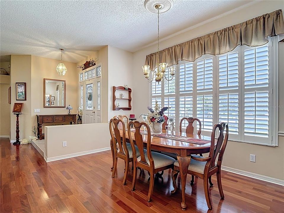 For Sale: $539,976 (4 beds, 3 baths, 2327 Square Feet)