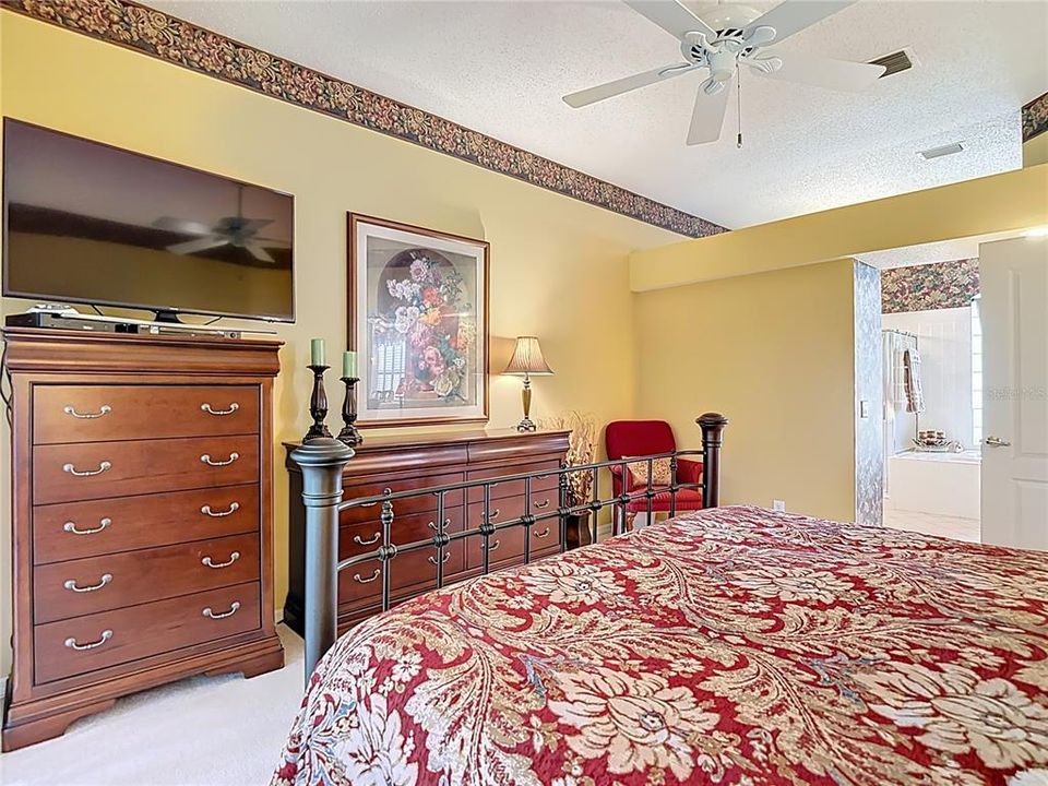 For Sale: $539,976 (4 beds, 3 baths, 2327 Square Feet)