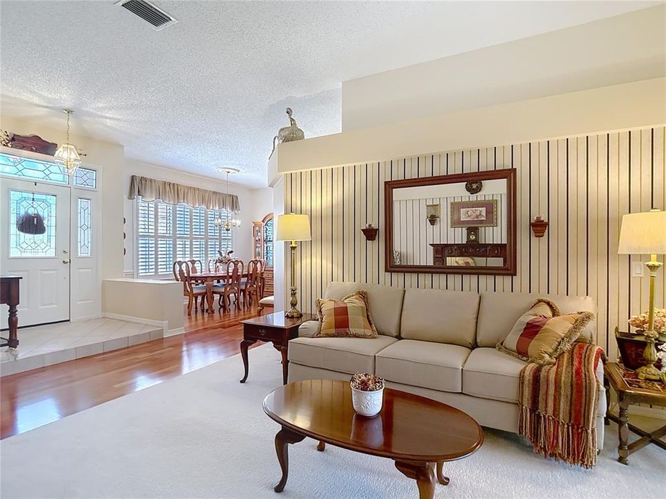 For Sale: $539,976 (4 beds, 3 baths, 2327 Square Feet)