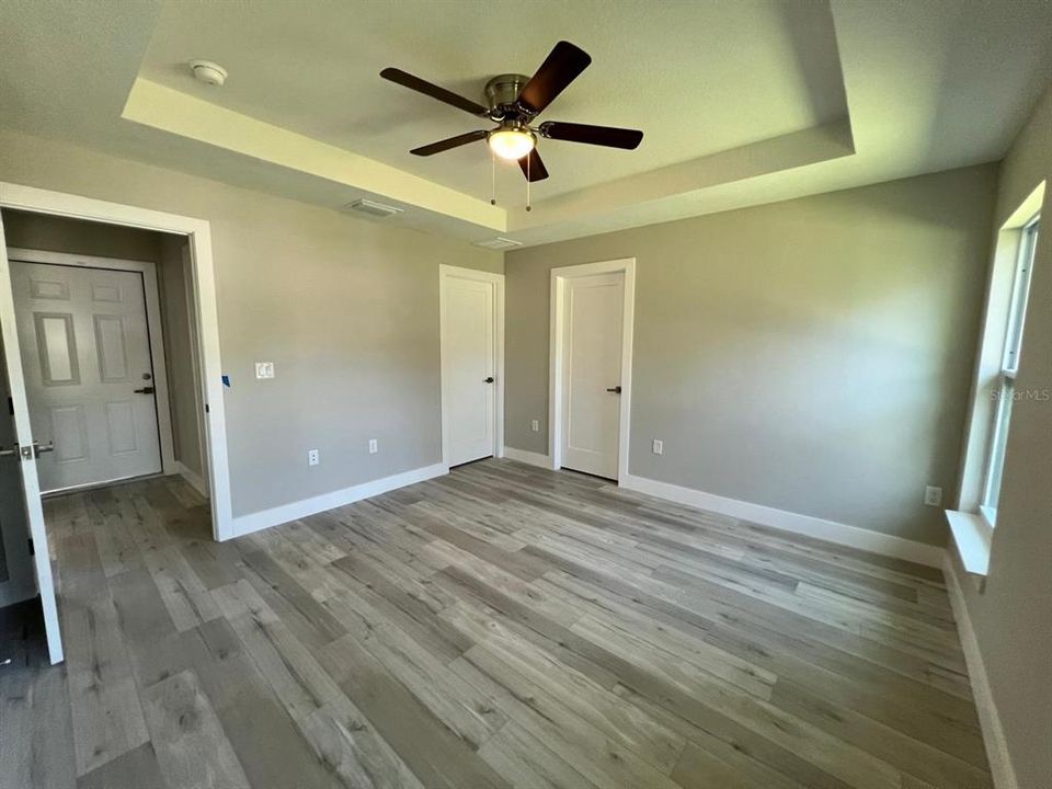 For Sale: $264,500 (3 beds, 2 baths, 1448 Square Feet)