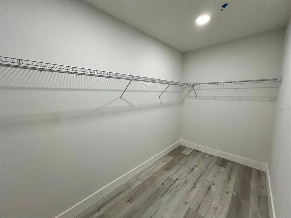 For Sale: $264,500 (3 beds, 2 baths, 1448 Square Feet)