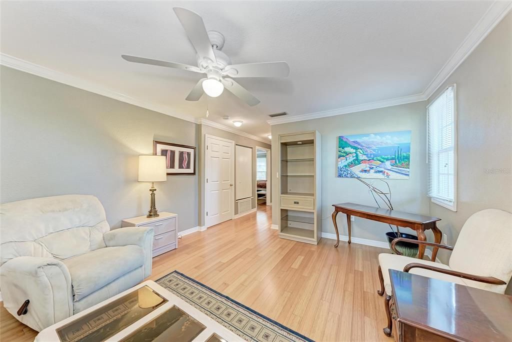 На продажу: $799,500 (4 спален, 2 ванн, 1606 Квадратных фут)