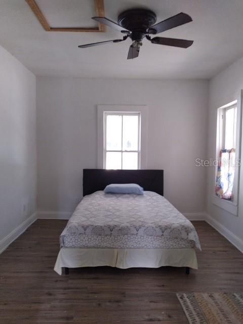 待售: $125,000 (3 贝兹, 1 浴室, 1036 平方英尺)