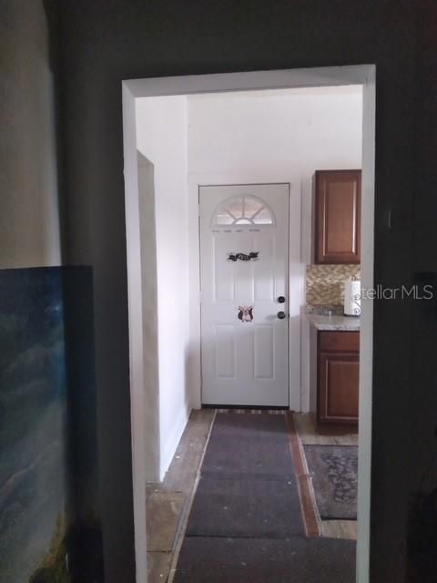 待售: $125,000 (3 贝兹, 1 浴室, 1036 平方英尺)