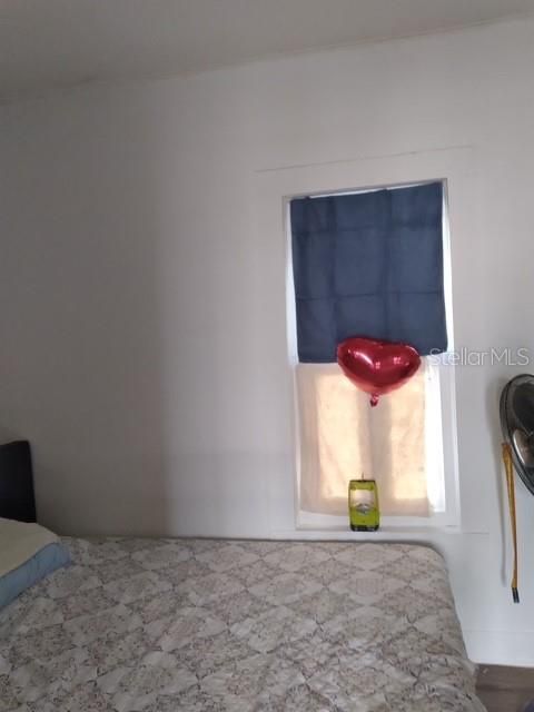 待售: $125,000 (3 贝兹, 1 浴室, 1036 平方英尺)