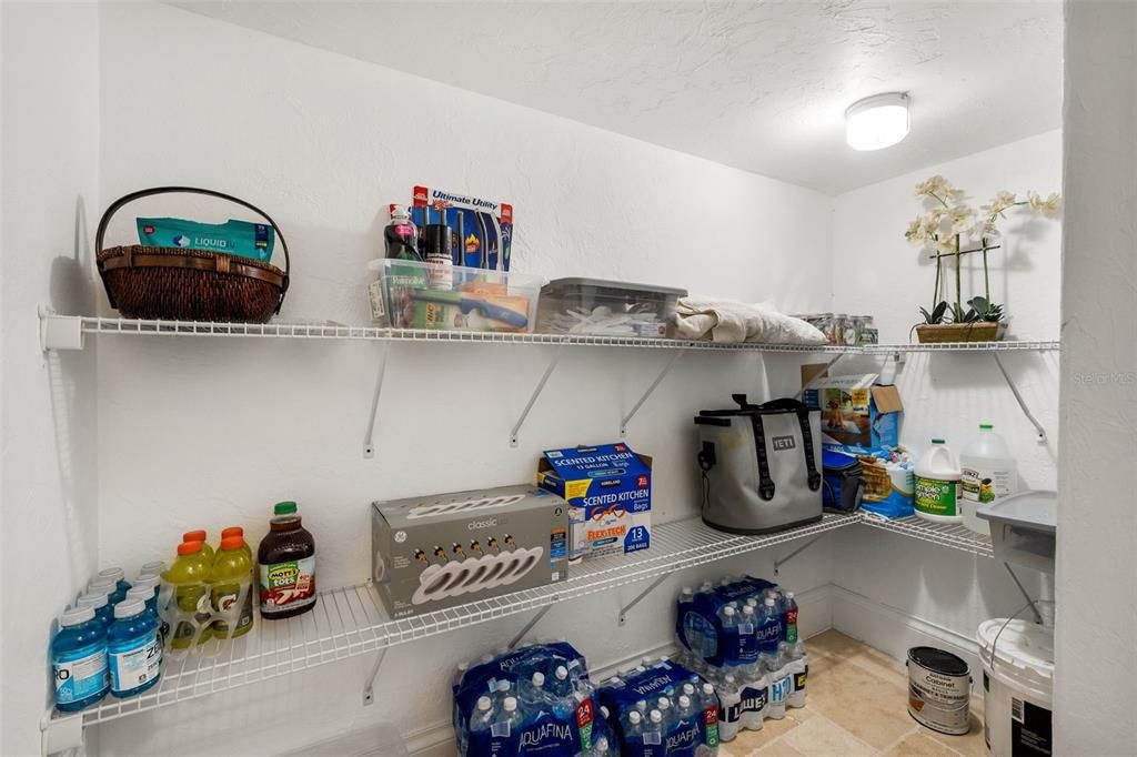 待售: $2,050,000 (4 贝兹, 3 浴室, 4447 平方英尺)