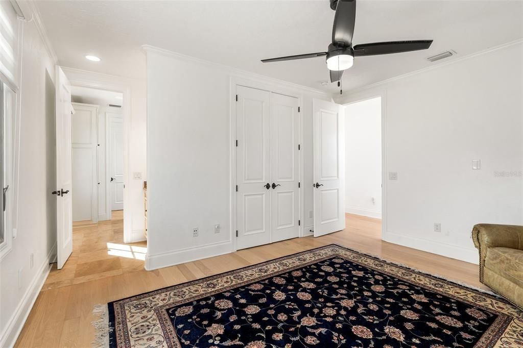 待售: $2,050,000 (4 贝兹, 3 浴室, 4447 平方英尺)