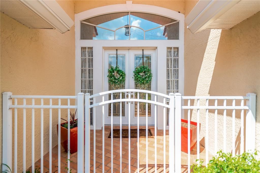 Active With Contract: $675,000 (3 beds, 2 baths, 2740 Square Feet)