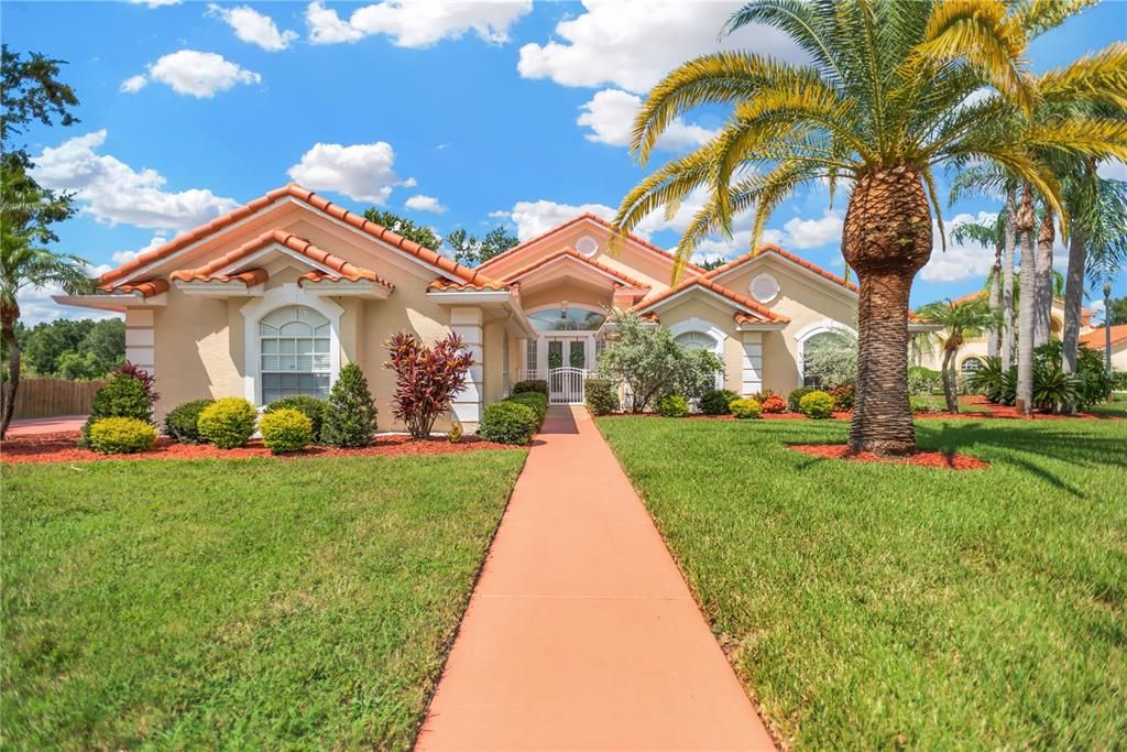 Active With Contract: $675,000 (3 beds, 2 baths, 2740 Square Feet)