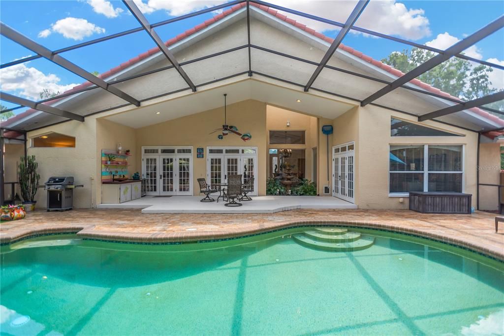 Active With Contract: $675,000 (3 beds, 2 baths, 2740 Square Feet)