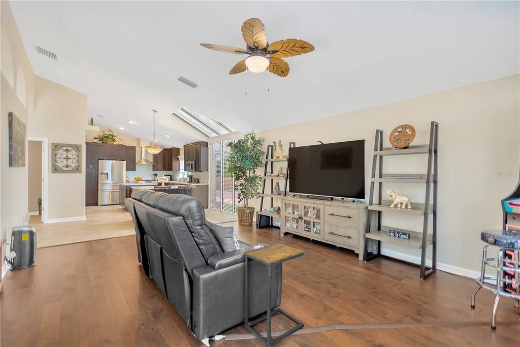 Active With Contract: $675,000 (3 beds, 2 baths, 2740 Square Feet)