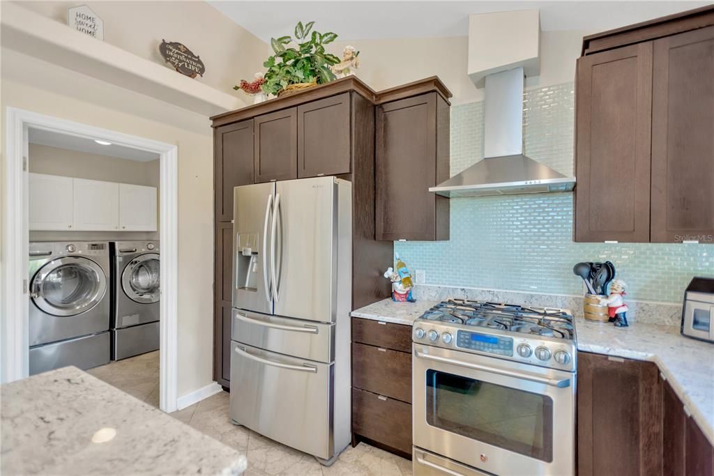 Active With Contract: $675,000 (3 beds, 2 baths, 2740 Square Feet)