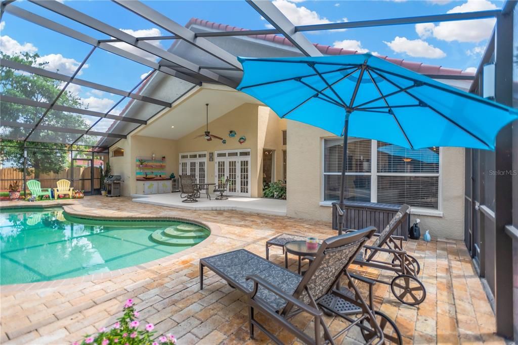 Active With Contract: $675,000 (3 beds, 2 baths, 2740 Square Feet)